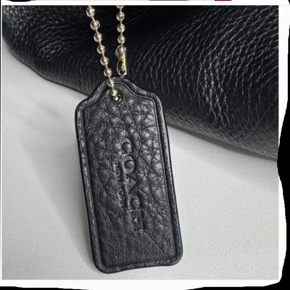 Coach Madison Phoebe Shoulder Bag Black Pebble Leather black Lined 3 Sections - Picture 7 of 8